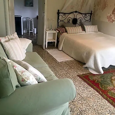 Casa Rosalie فندق مبيت وإفطار *