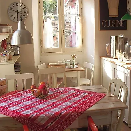 فندق مبيت وإفطار Casa Rosalie