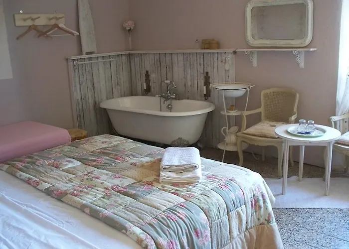 Casa Rosalie Couette-café